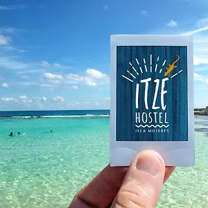 Itze Isla Mujeres